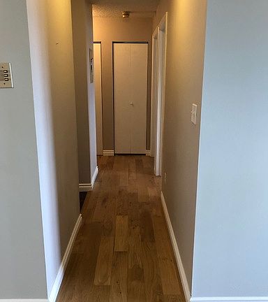 3rd image of 650 Kenaston Blvd #1A