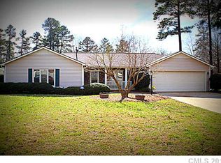 1431 Rivermont Dr, Gastonia, NC 28054