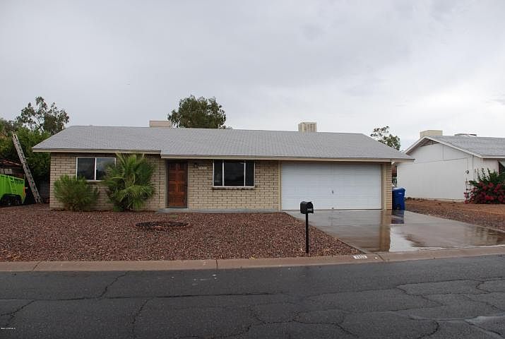 1st image of 7952 E Glade Ave