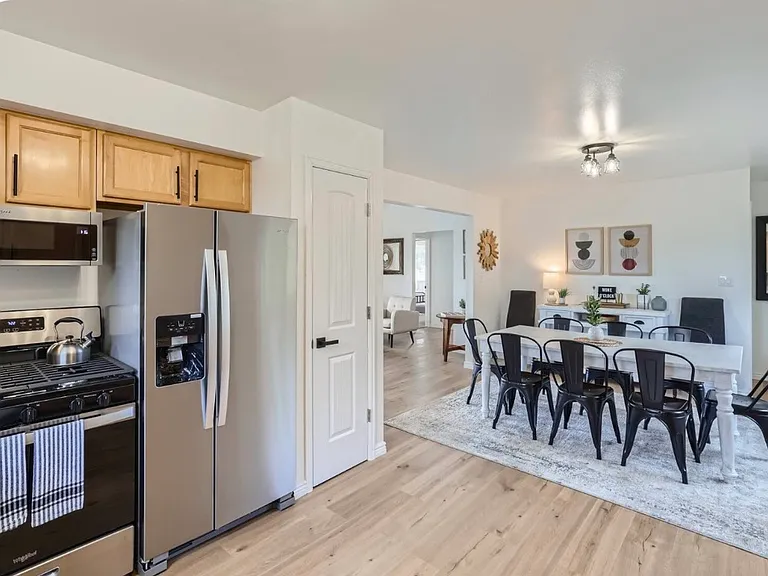 134 Hillside Dr — Photo 8