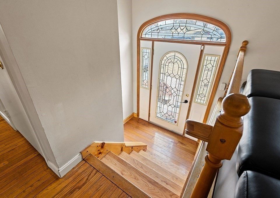 6 Blackstone St, Peabody, MA 01960 Zillow