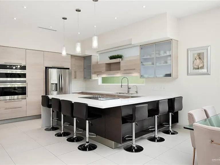 4500 Toronto Ave — Photo 8