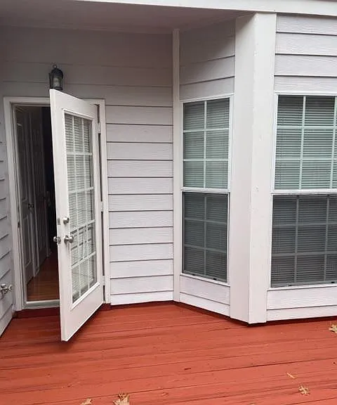 2847 Parkway Close — Photo 7