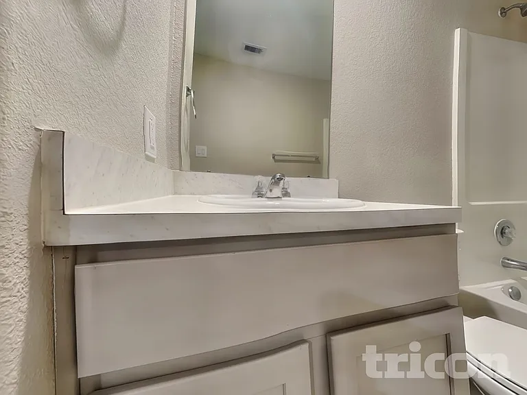 17552 Rosewood Manor Ln — Photo 14