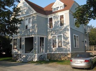 80 Annandale Rd APT 1, Newport, RI 02840