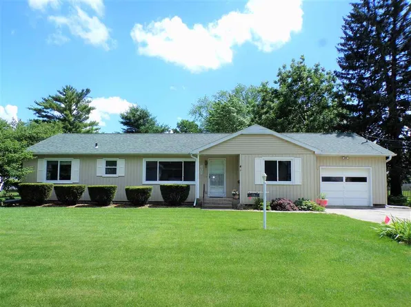 602 Yates St, Galesburg, IL 61401