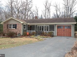 842 Locust Grove Rd, Middletown, PA 17057