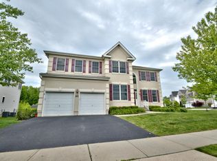 23 Avalon Ln, Manalapan, NJ 07726