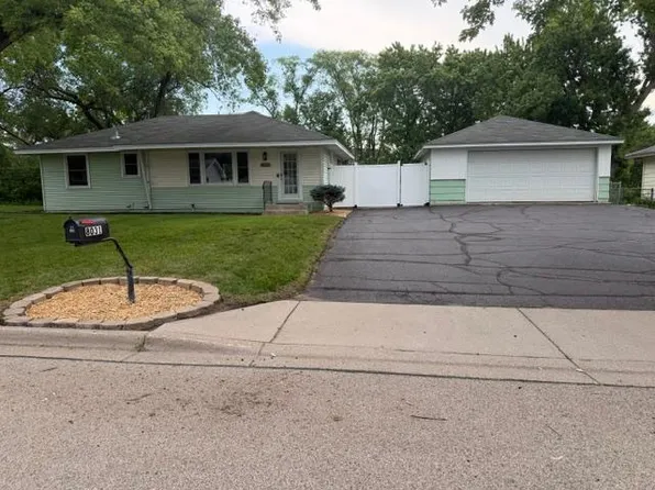 8031 Hadley Ave S, Cottage Grove, MN 55016