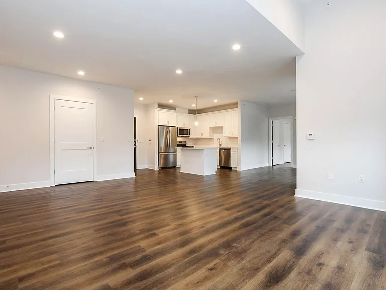 110 Market St #206 — Photo 5