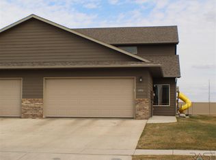 6806 S Tomar Rd, Sioux Falls, SD 57108