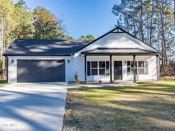 105 Franklin Street, La Grange, NC 28551