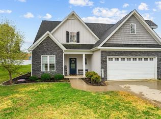 1516 Willow Oak Dr, Forest, VA