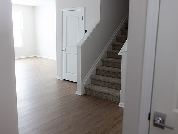 5th image of 1903 Salt Springs Dr