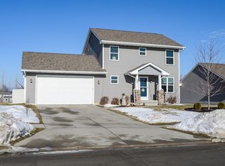 421 Southern Prairie Dr, Madrid, IA 50156