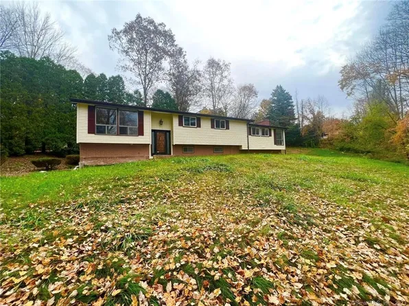 6 Maynard Hill Road, Preston, CT 06365