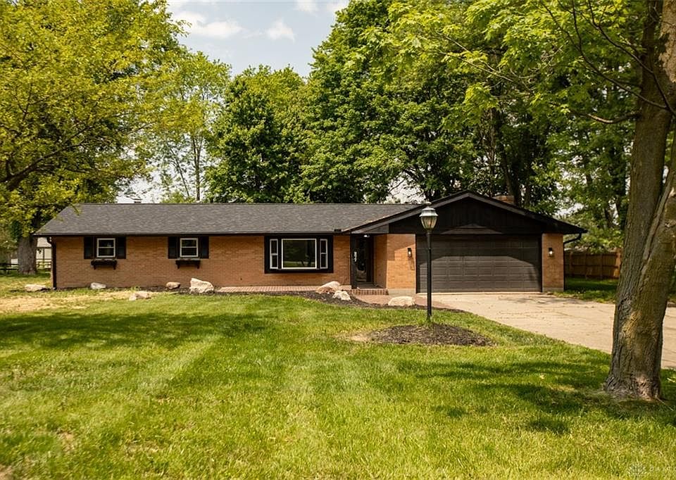 277 Floral Acres Dr, Tipp City, OH 45371 Zillow