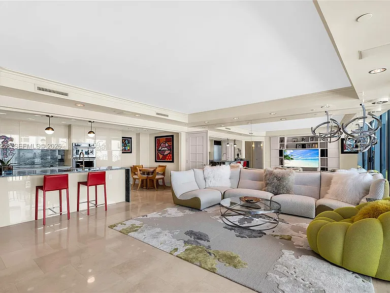 1500 Ocean Dr #1005 — Photo 2