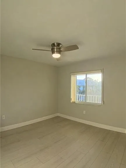 3051 Sandpiper Bay Cir #I304 — Photo 12