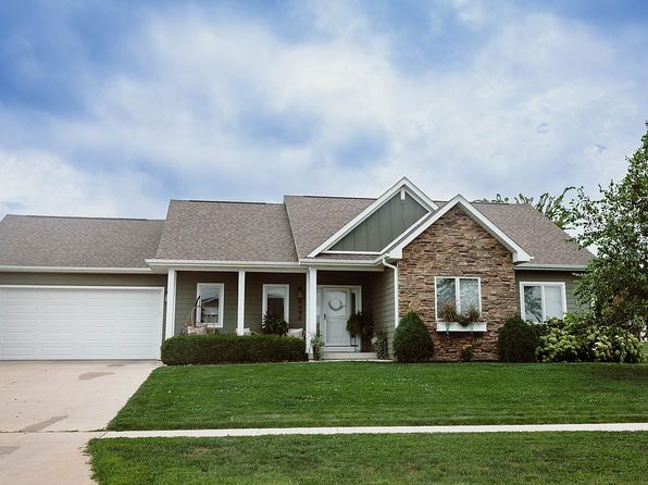 1106 Oakwood Dr