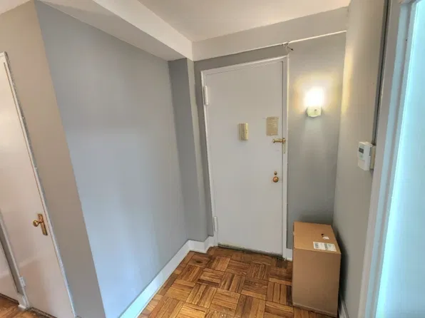16507 78th Ave #2, Fresh Meadows, NY 11366
