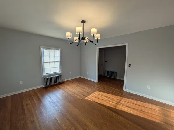 152 N State St #152, Ansonia, CT 06401
