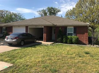 47 Holly Dr #B, Bentonville, AR 72712