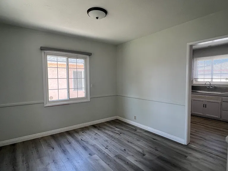 1115 S El Molino St — Photo 20