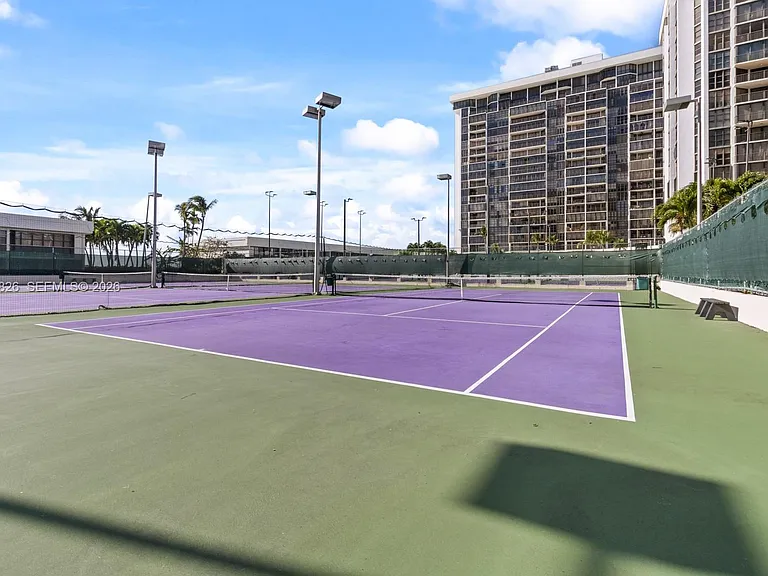 1901 Brickell Ave #B1109 — Photo 31