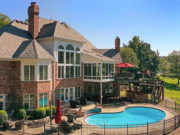 4th image of 1242 Glen Eagle Ln