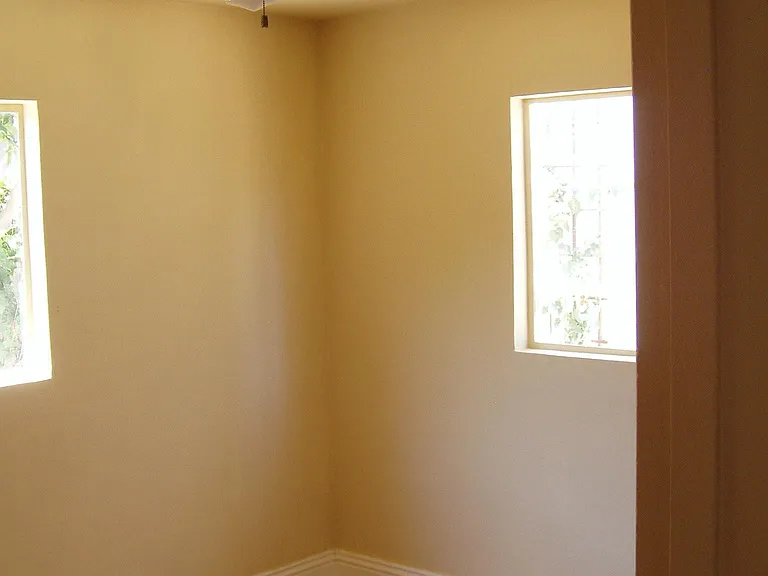 4267 Whittier St — Photo 2
