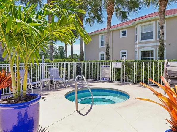 2810 Cypress Trace CIR #2112, NAPLES, FL 34119