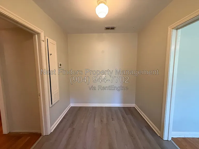 3553 Oak St #3 — Photo 9