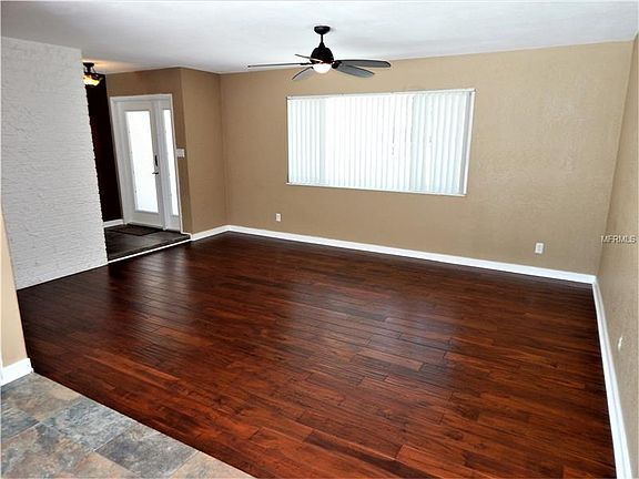 4th image of 1675 Pinellas Point Dr S