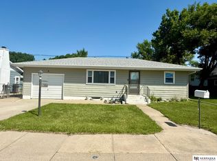 610 Essex St, Valentine, NE 69201