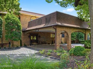 1600 Gardiner Ln APT 118, Louisville, KY 40205