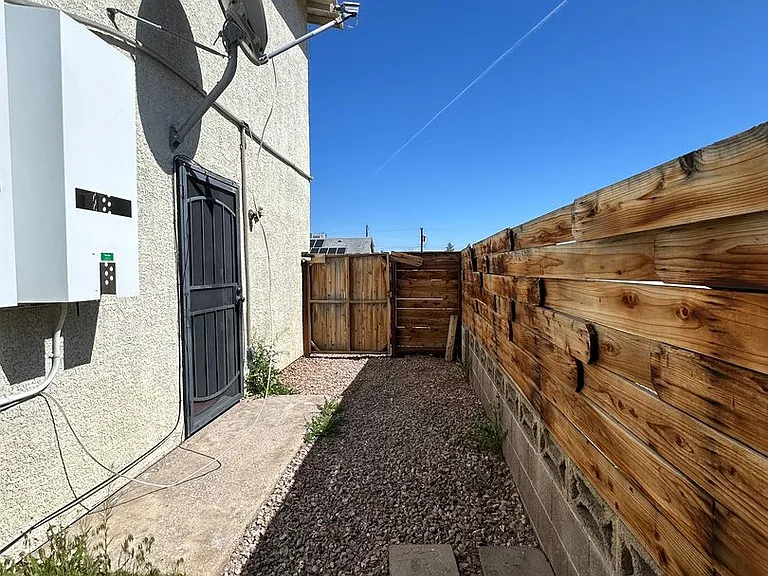 1709 Shadow Mountain Pl #2 — Photo 15