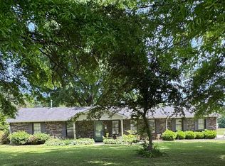 1861 New Center Rd, Hartselle, AL 35640