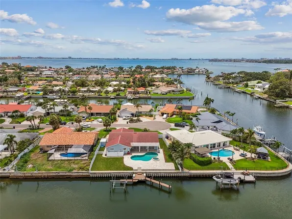 4328 40th St S, Saint Petersburg, FL 33711