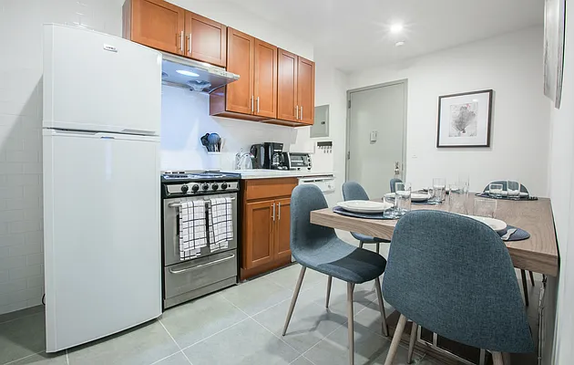 Rented by Stay Equity LLC | media 20