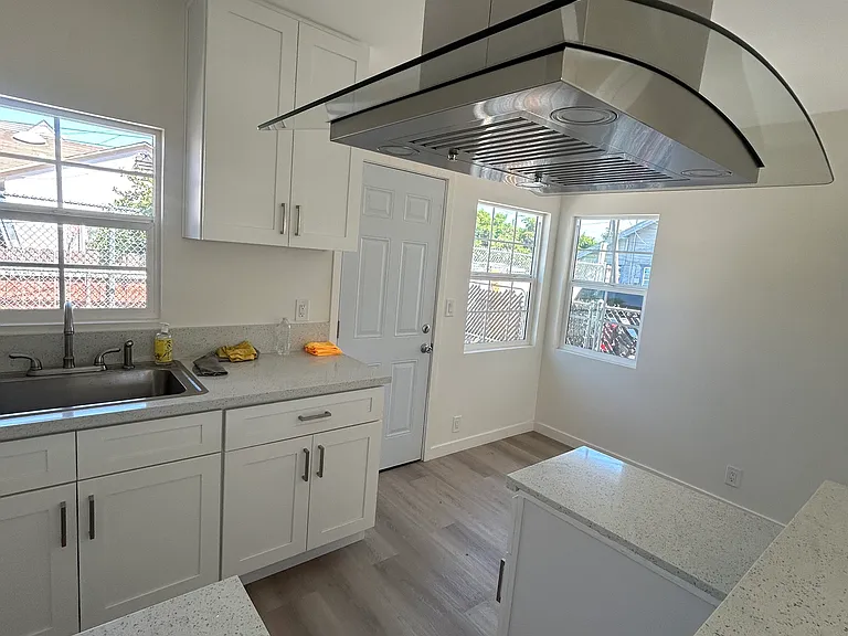 1772 E 92nd St #3 — Photo 3