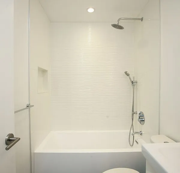 48 McGill St — Photo 17