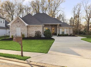 302 Oakville Cir, Brandon, MS