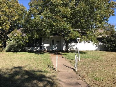 2137 Collins Dr, Waco, TX, 76710