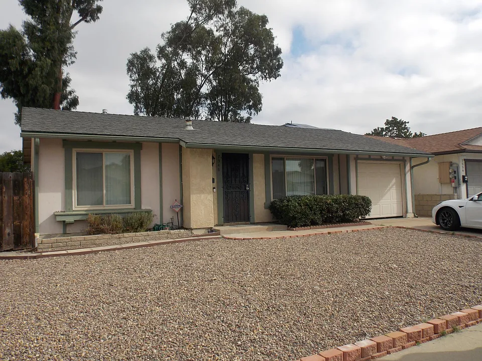 7546 Windsong Rd