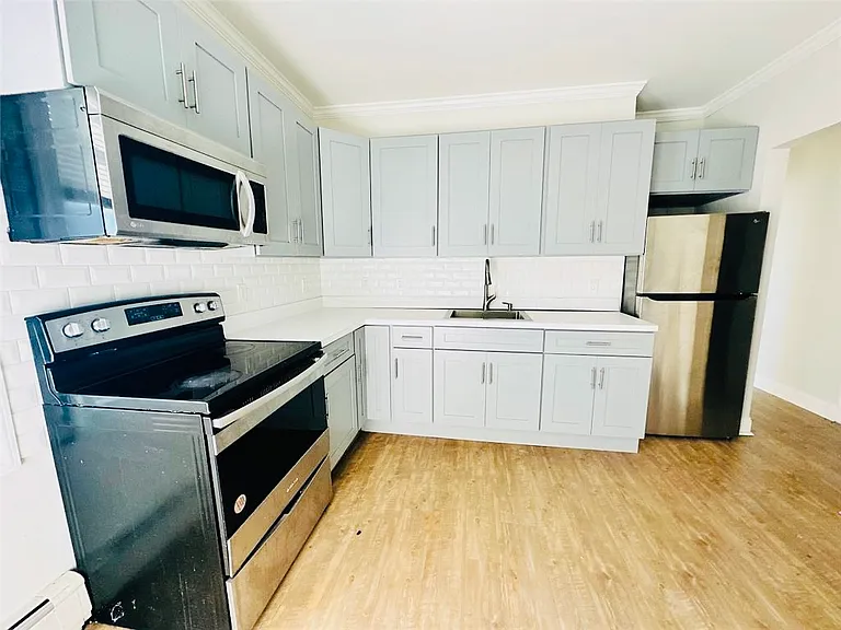 151 Cannon St #3 — Photo 3