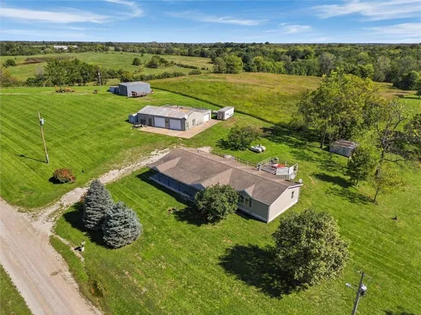 13313 Turnage Rd, Richmond, MO 64085