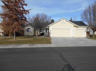 1815 Bougainvillea Dr, Minden, NV