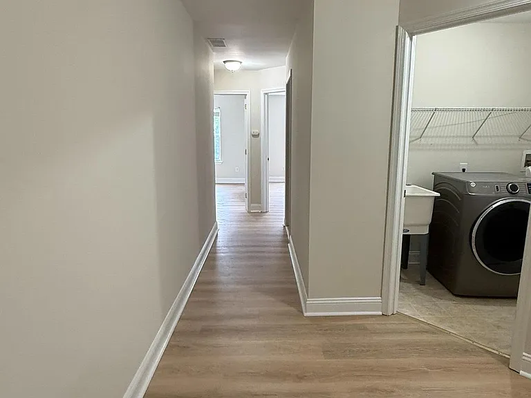 47 Ross Way — Photo 30