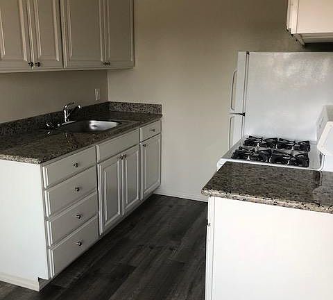 3rd image of 141 El Portal Ave